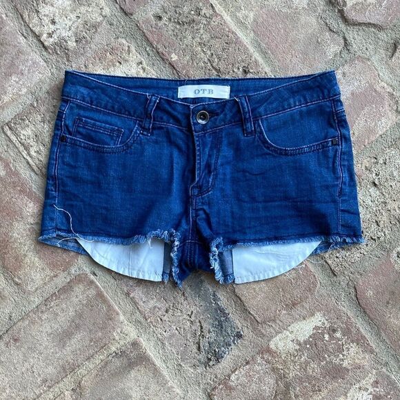 O T B Juniors Raw Hem Jean Shorty Shorts Size 1 - Picture 1 of 8